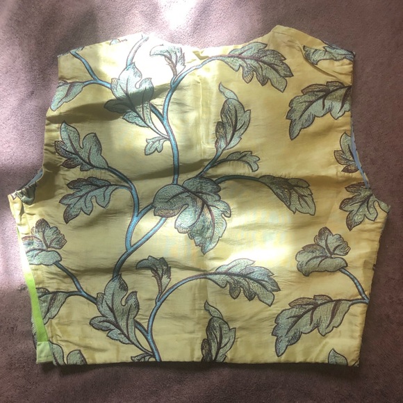 Embroidered Silk Cropped Blouse - Picture 2 of 5